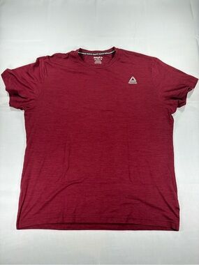 Reebok Men’s XL Performance Tee Burgundy Athletic Gym Shirt